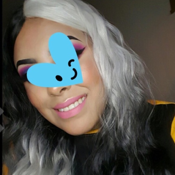 26” ?‍♀️BLACK & SILVERISH GREY SPLIT DYE Bang Wig